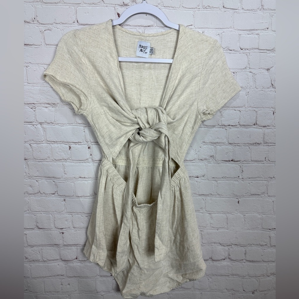 Princess Polly Romper‎ Jumpsuit Shorts Short Sleeve Cut Out Tie Front Cream Sz 6